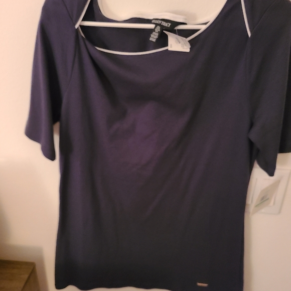 Top - Picture 2 of 3